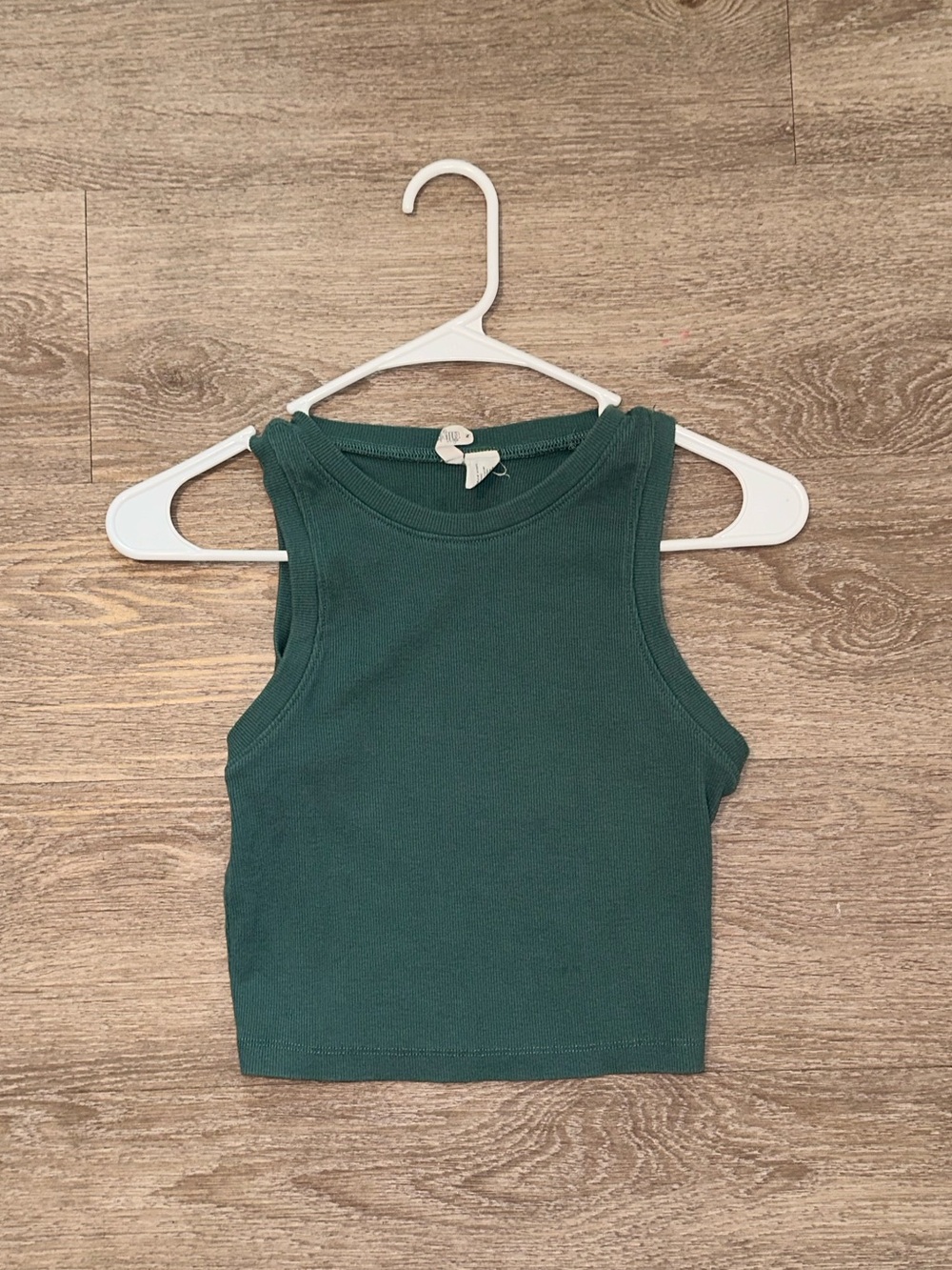 Women’s Cropped Green Tank